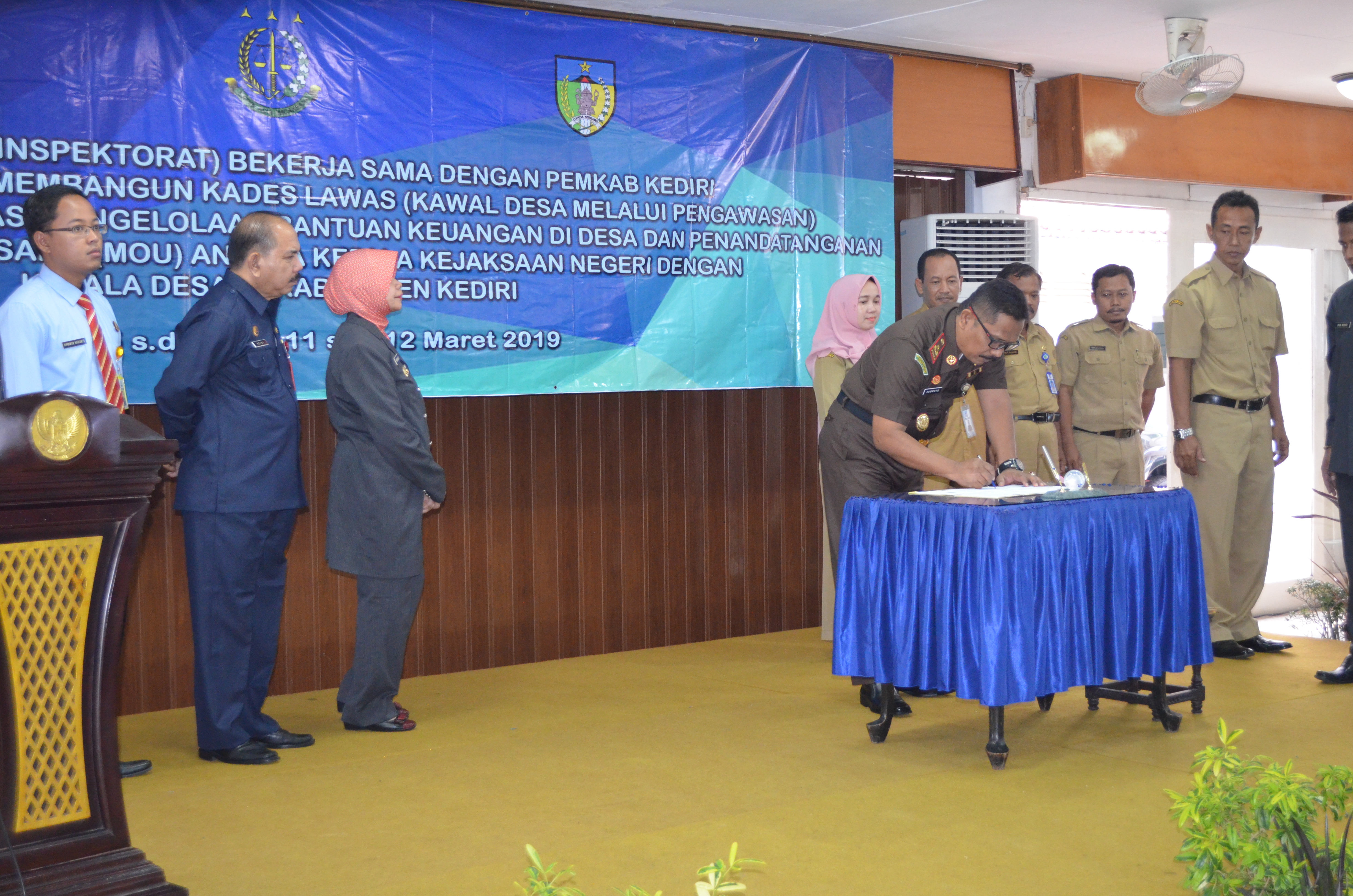 <p>KLINIK DESA KEDIRI</p>