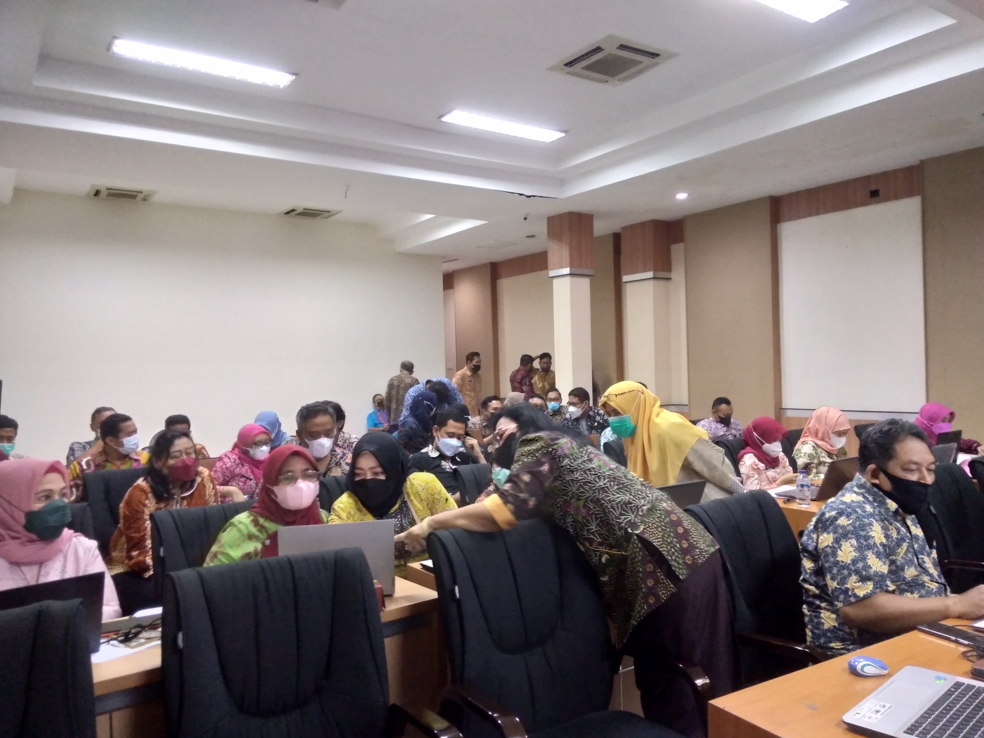<p>Workshop Aplikasi SIBIJAK bagi Aparat Pengawasan Intern Pemerintah di Wilayah Inspektorat Provinsi Jawa Timur</p>