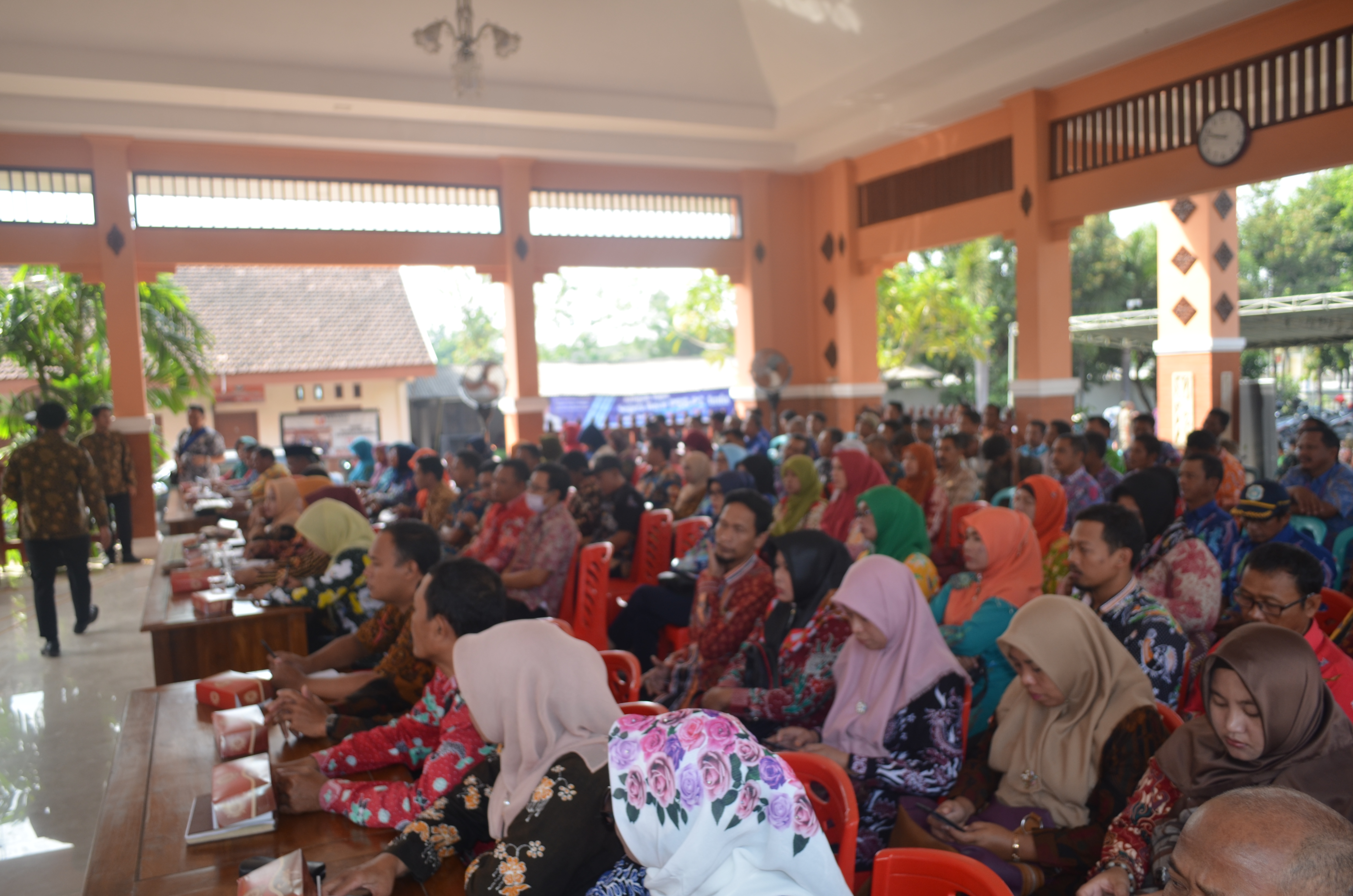 <p>KLINIK DESA LAMONGAN</p>