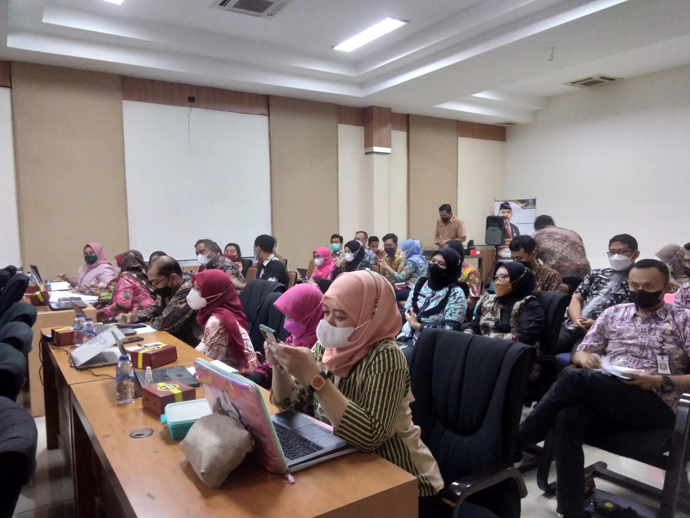 <p>Workshop Aplikasi SIBIJAK bagi Aparat Pengawasan Intern Pemerintah di Wilayah Inspektorat Provinsi Jawa Timur</p>