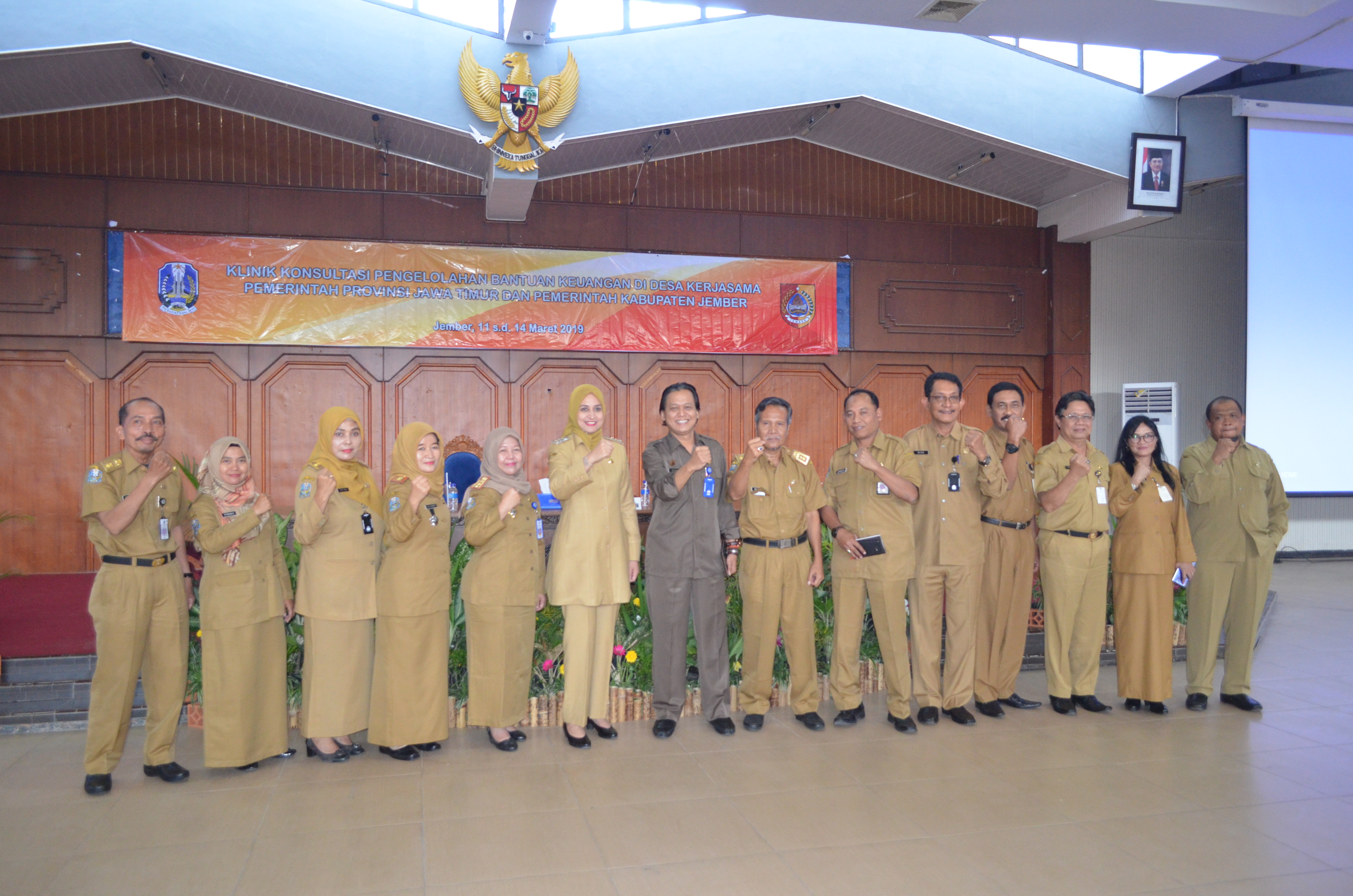 <p>KLINIK DESA JEMBER</p>